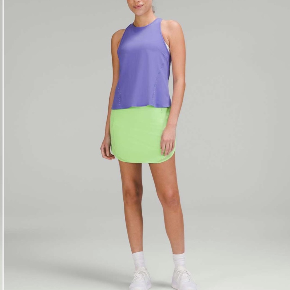 Hotty Hot High-rise Skirt Long Size 2 in Scream Green Light. NWT